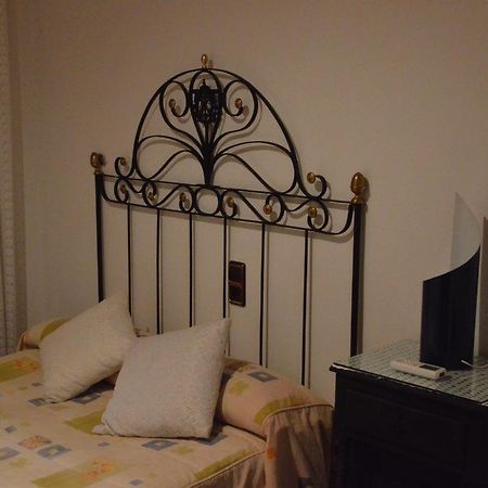 Casa Vitorianet Guest House Alcampel ภายนอก รูปภาพ