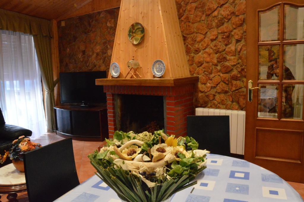 Casa Vitorianet Guest House Alcampel ภายนอก รูปภาพ