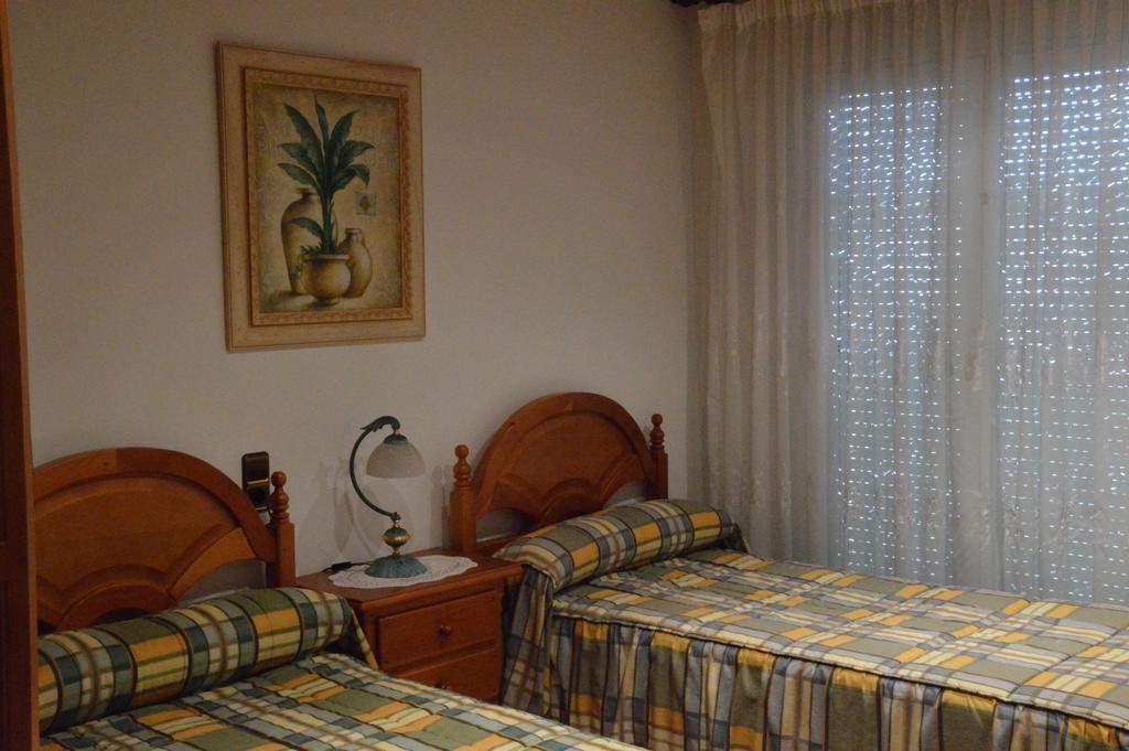 Casa Vitorianet Guest House Alcampel ภายนอก รูปภาพ